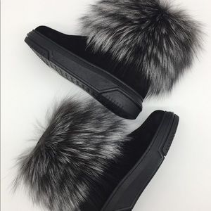 Shearling boots/w silver fox